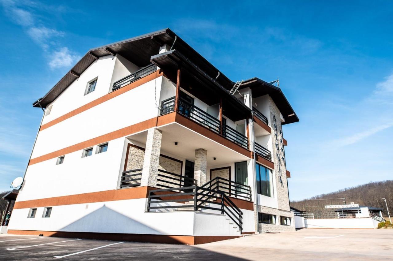 Complex Noblesse Vaslui Exterior foto