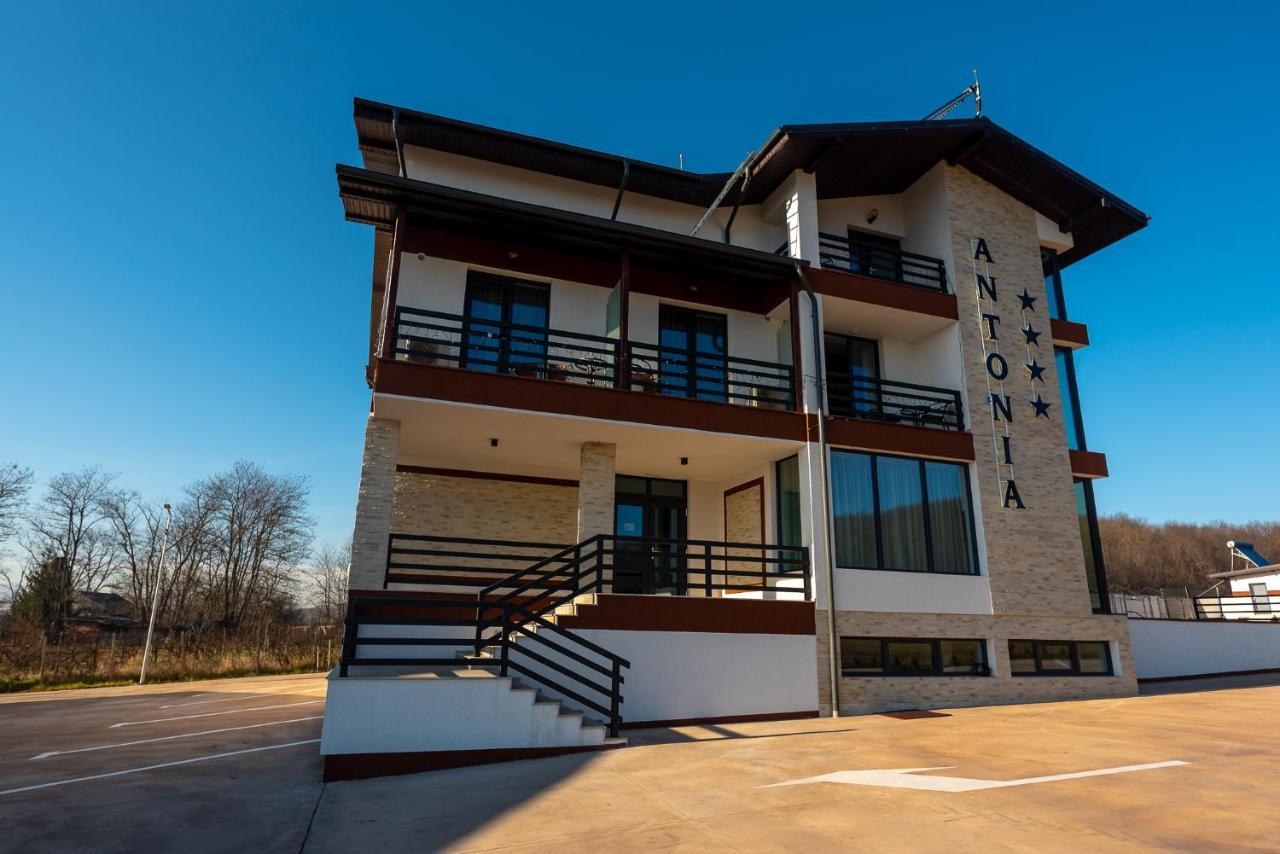 Complex Noblesse Vaslui Exterior foto